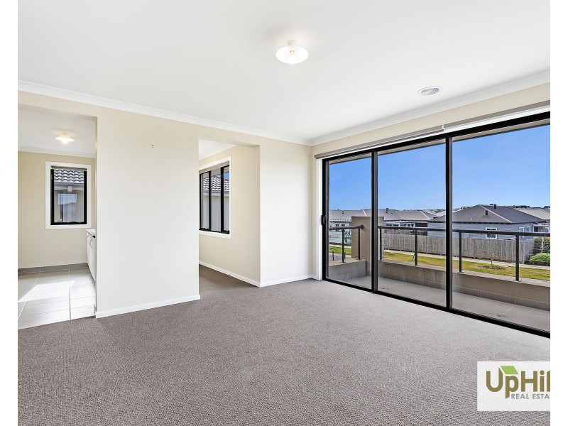 34 Twynam Road, Clyde North VIC 3978