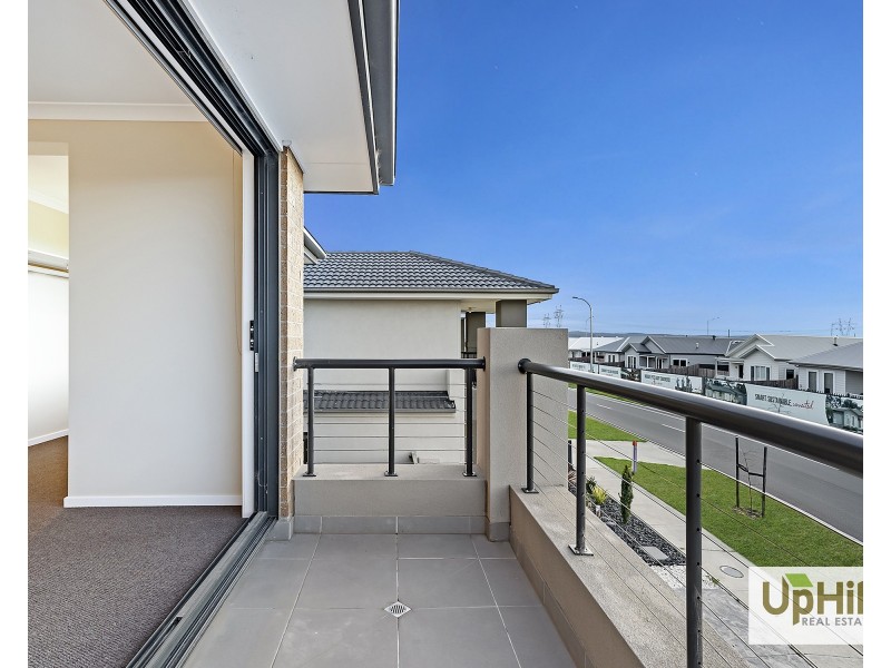 34 Twynam Road, Clyde North VIC 3978