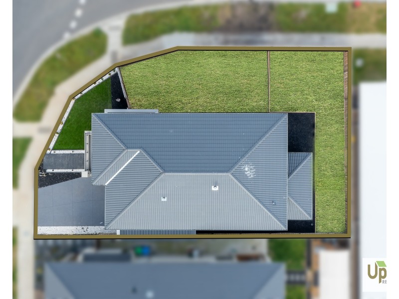 34 Twynam Road, Clyde North VIC 3978