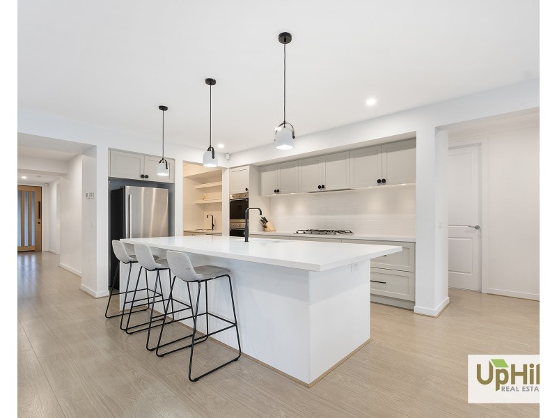 14 Noah Road, Clyde North VIC 3978