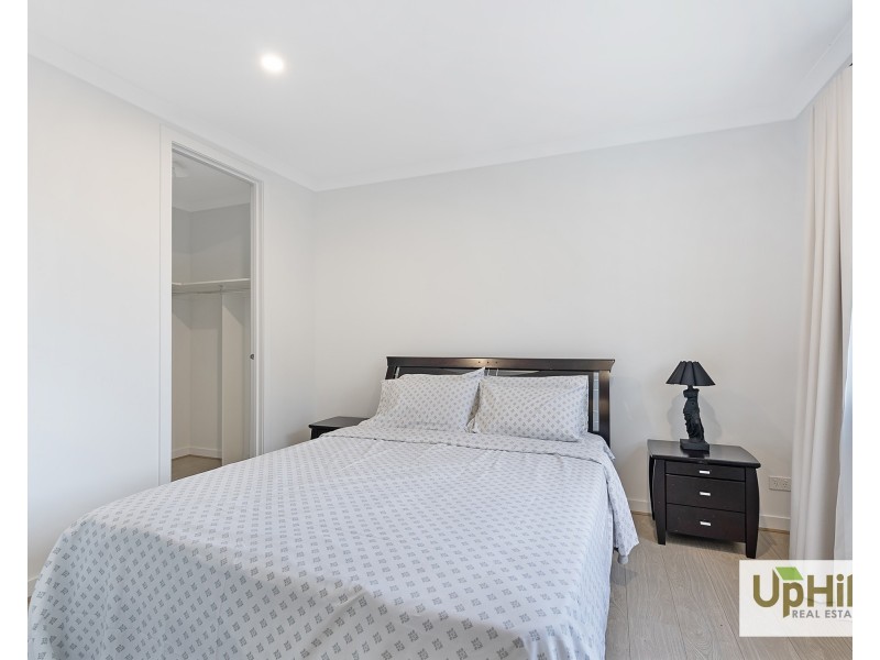 14 Noah Road, Clyde North VIC 3978