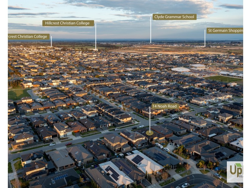 14 Noah Road, Clyde North VIC 3978