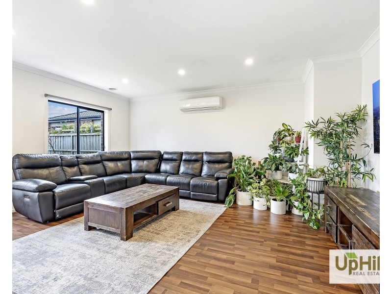 17 Yarra Street, Clyde VIC 3978