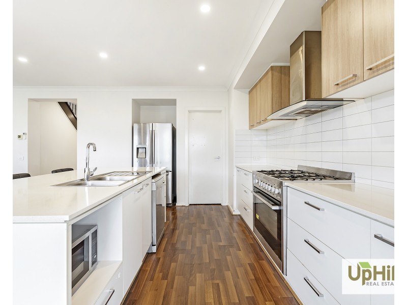 17 Yarra Street, Clyde VIC 3978