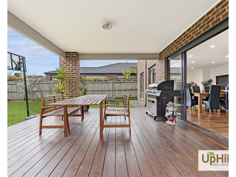 17 Yarra Street, Clyde VIC 3978