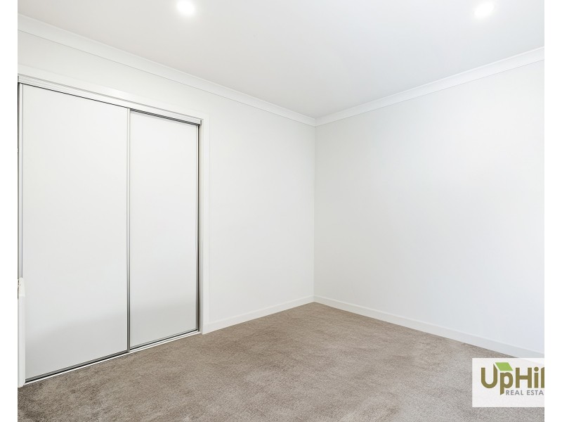 13 Nunkeri Court, Clyde North VIC 3978