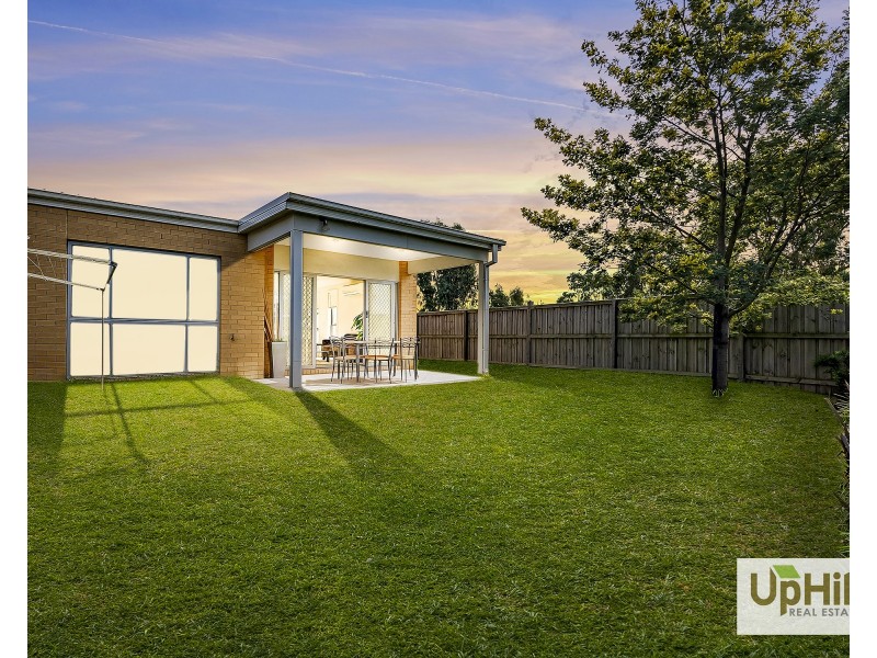 13 Nunkeri Court, Clyde North VIC 3978