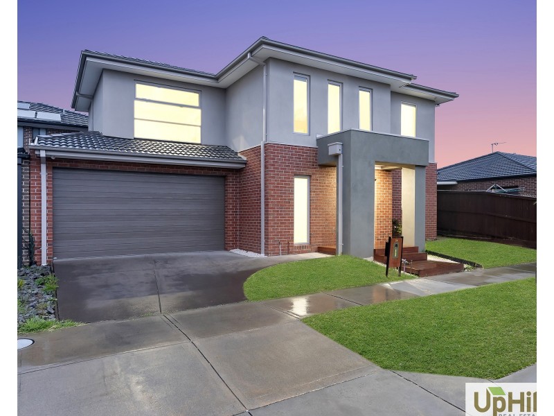 24 Highbury Road, Clyde North VIC 3978