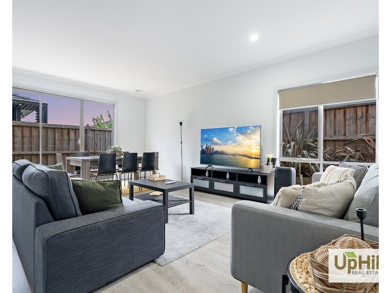 24 Highbury Road, Clyde North VIC 3978