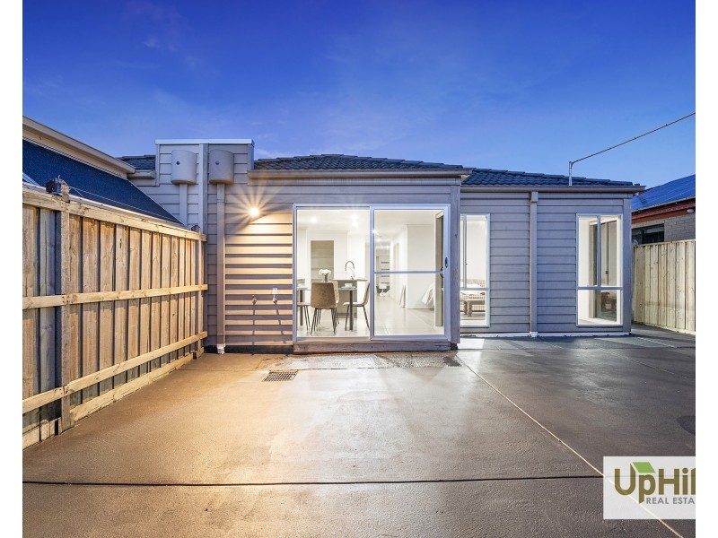 31 Pasadena Boulevard, Clyde VIC 3978