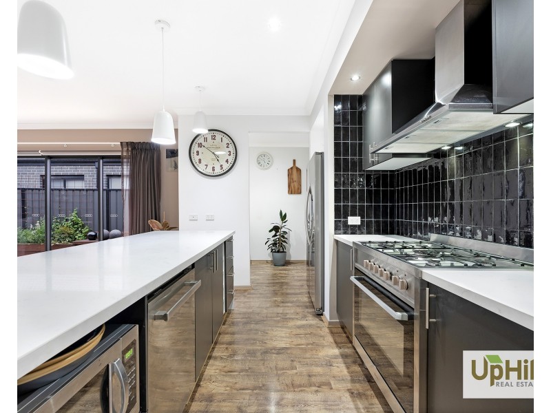 26 Bellhaven Circuit, Clyde North VIC 3978