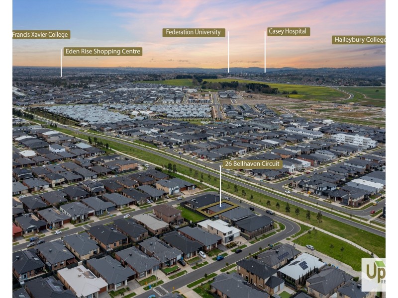 26 Bellhaven Circuit, Clyde North VIC 3978