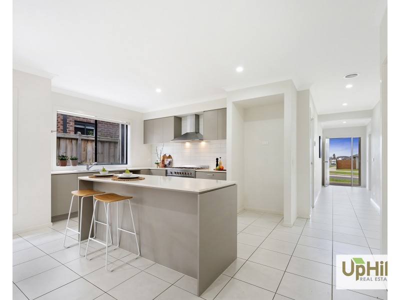 46 Hartleigh Street, Clyde VIC 3978