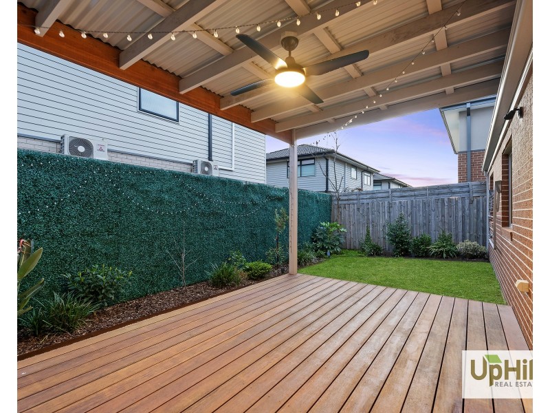 3 Sabot Street, Clyde North VIC 3978