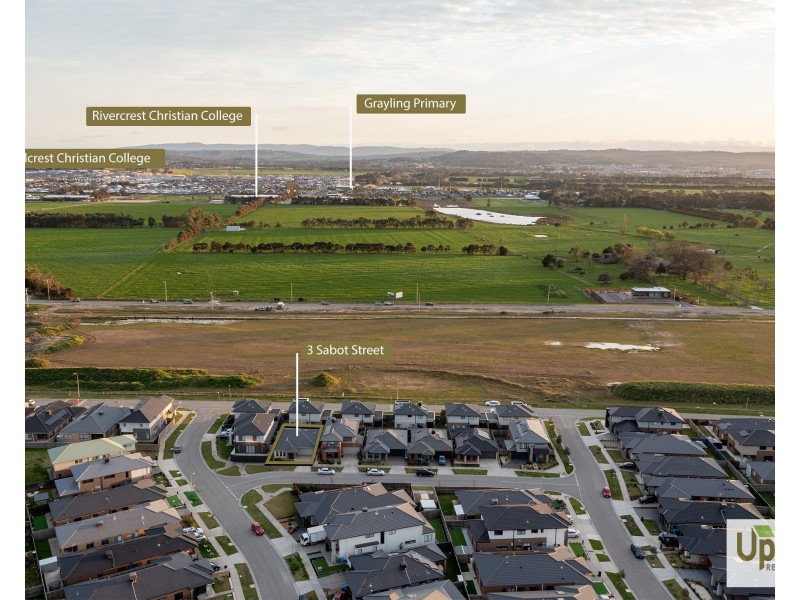 3 Sabot Street, Clyde North VIC 3978