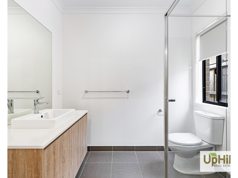 57 Stature Avenue, Clyde North VIC 3978