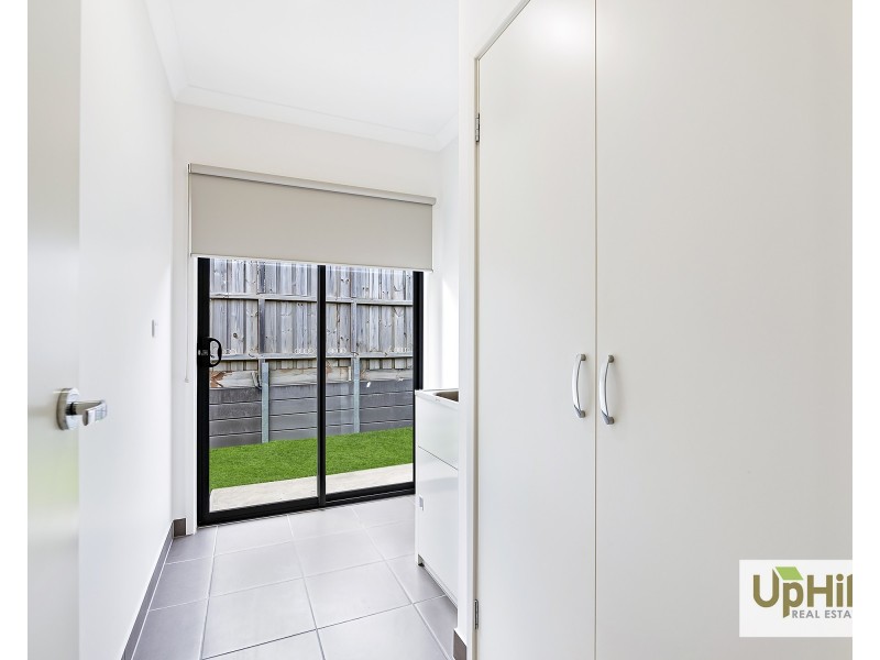 57 Stature Avenue, Clyde North VIC 3978