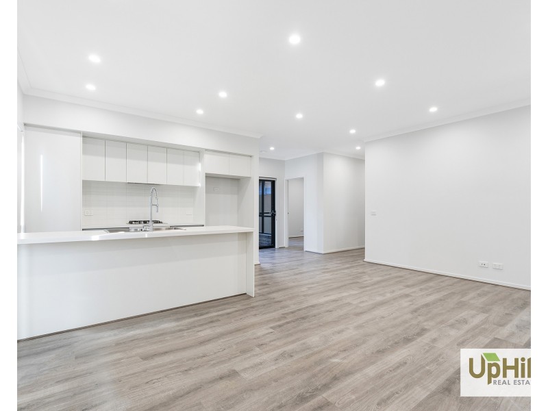 90 Plymouth Boulevard, Clyde North VIC 3978