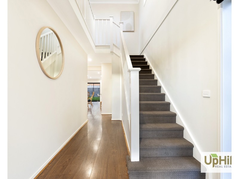 16 Lilydale Avenue, Clyde North VIC 3978