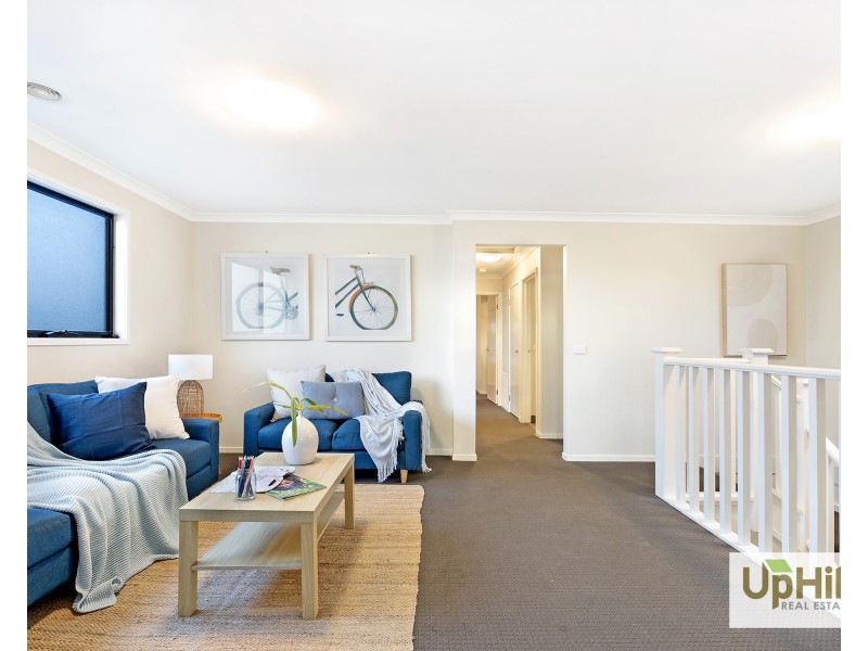 16 Lilydale Avenue, Clyde North VIC 3978