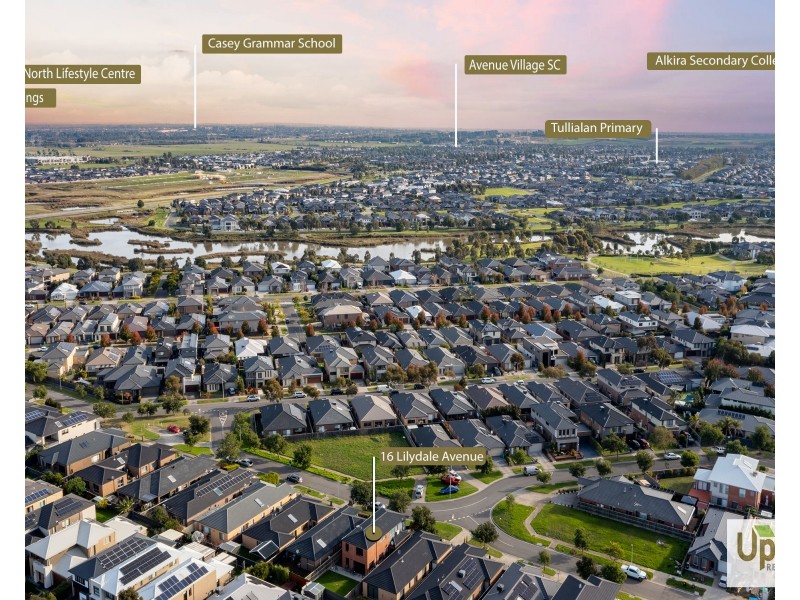 16 Lilydale Avenue, Clyde North VIC 3978