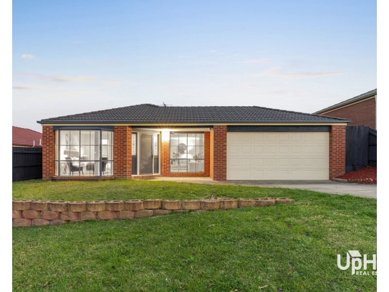 28 Burlington Chase, Hampton Park VIC 3976