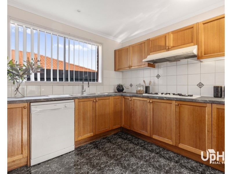 28 Burlington Chase, Hampton Park VIC 3976