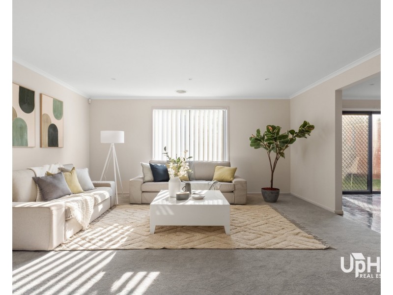 28 Burlington Chase, Hampton Park VIC 3976