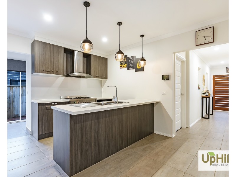 26 Keskadale Way, Clyde North VIC 3978