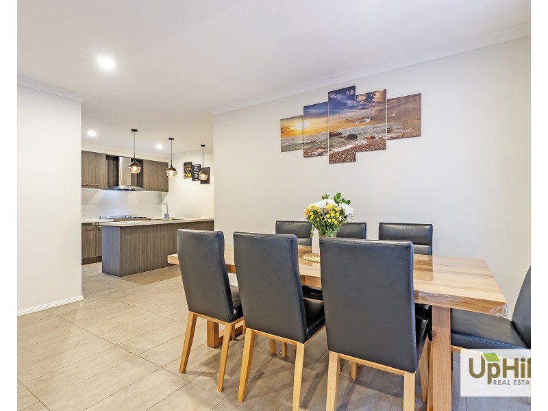 26 Keskadale Way, Clyde North VIC 3978