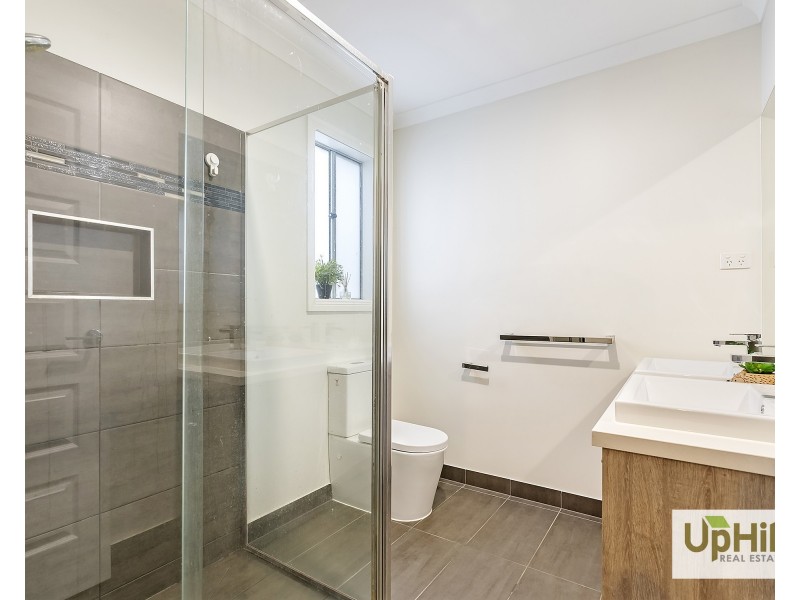 26 Keskadale Way, Clyde North VIC 3978