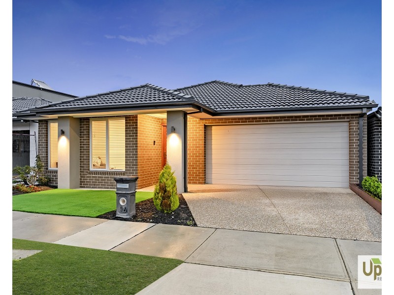 26 Keskadale Way, Clyde North VIC 3978