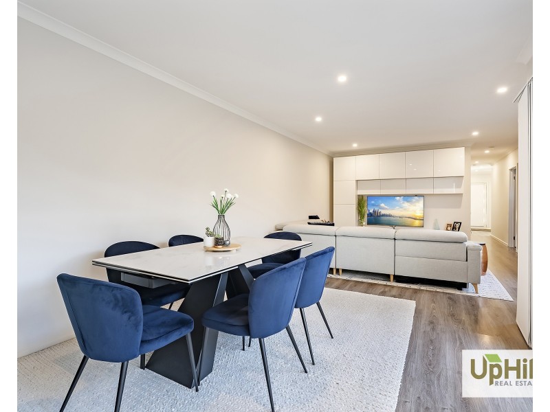 11 Emanda Lane, Clyde North VIC 3978