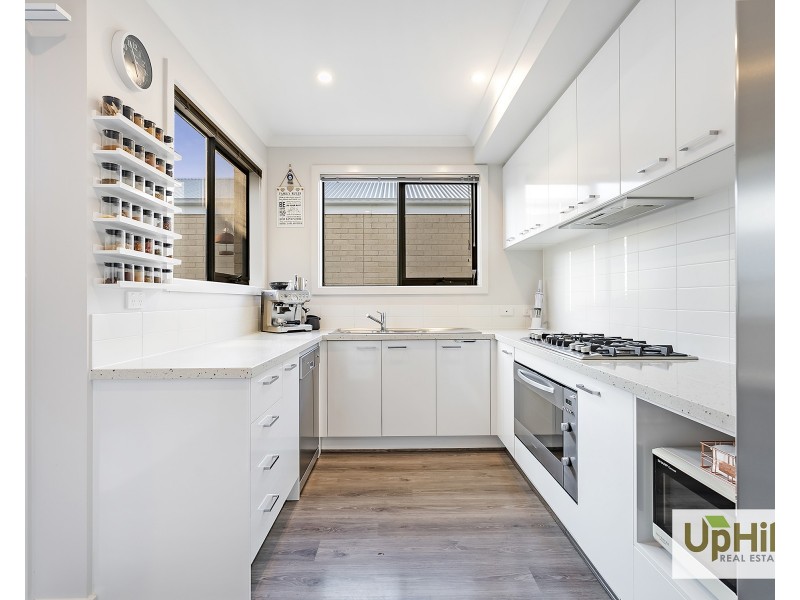 11 Emanda Lane, Clyde North VIC 3978