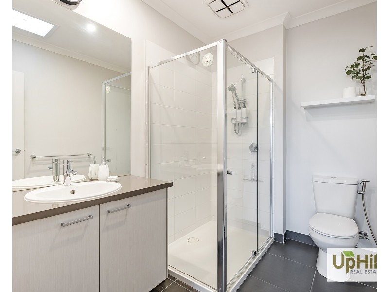 11 Emanda Lane, Clyde North VIC 3978