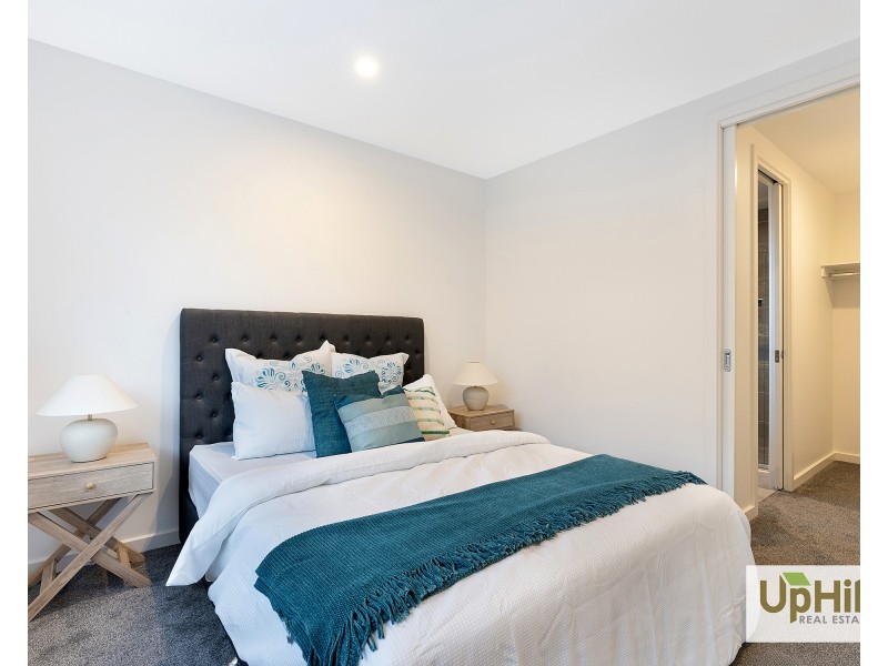 8 Ritz View, Cranbourne North VIC 3977