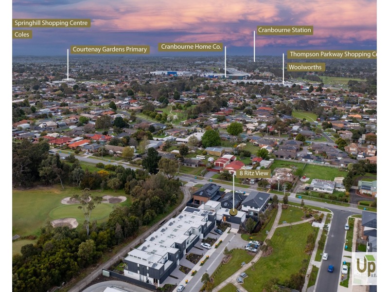8 Ritz View, Cranbourne North VIC 3977