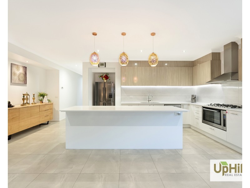 66 Viewbright Road, Clyde North VIC 3978