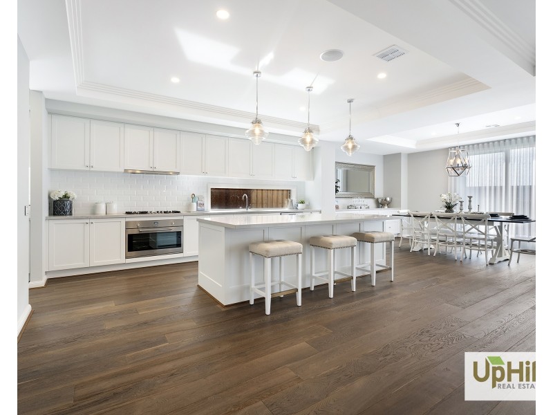 13 Grazing Way, Clyde North VIC 3978