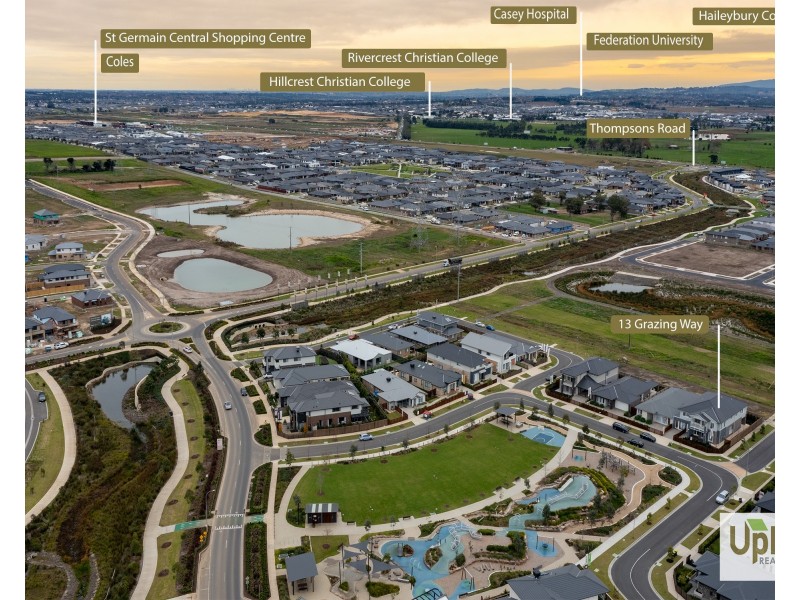 13 Grazing Way, Clyde North VIC 3978