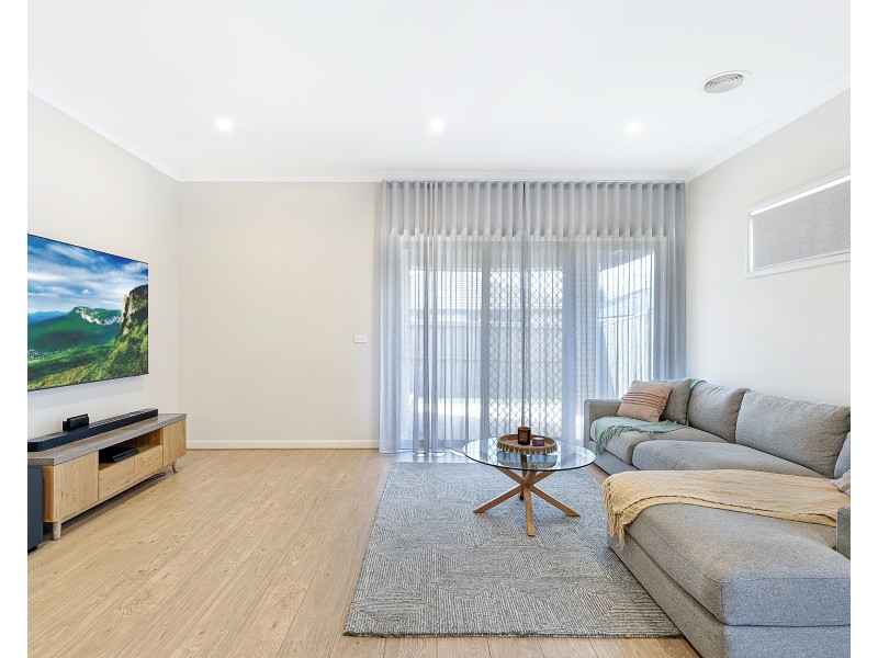 21 Pelham Drive, Clyde VIC 3978