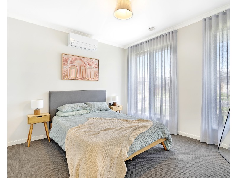 21 Pelham Drive, Clyde VIC 3978