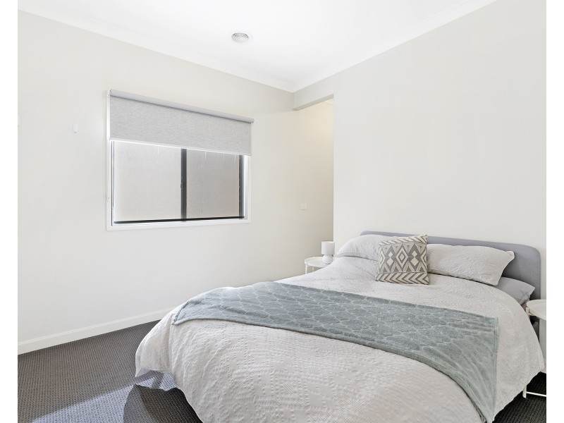 21 Pelham Drive, Clyde VIC 3978