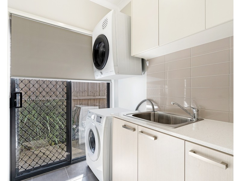 21 Pelham Drive, Clyde VIC 3978