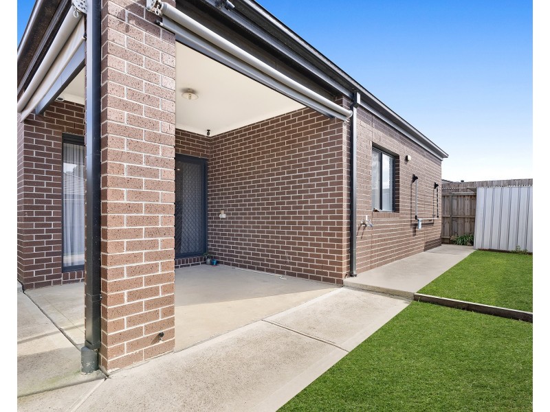 21 Pelham Drive, Clyde VIC 3978