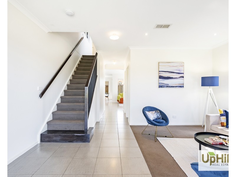 2 Palacio Terrace, Clyde North VIC 3978