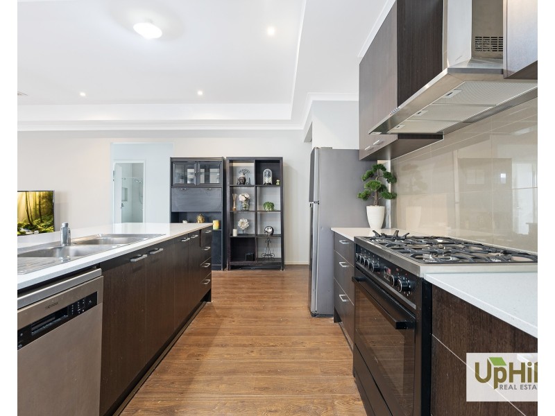 Clyde North VIC 3978