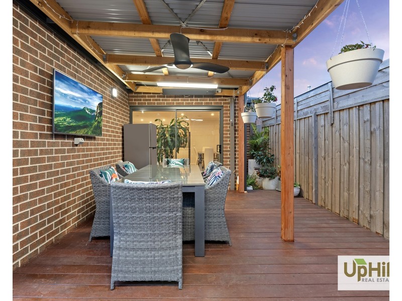 11 Pamir Circuit, Clyde North VIC 3978