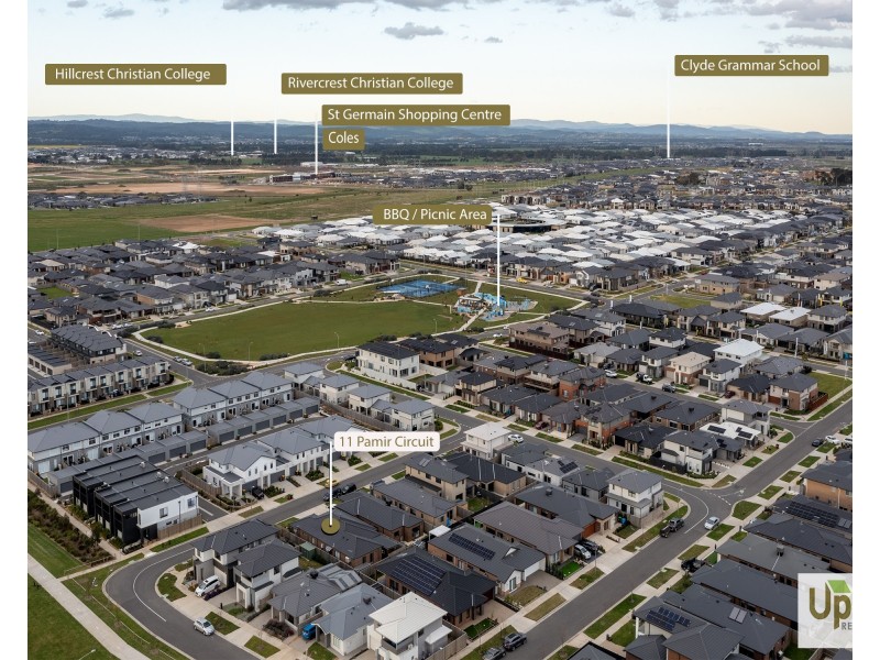 11 Pamir Circuit, Clyde North VIC 3978
