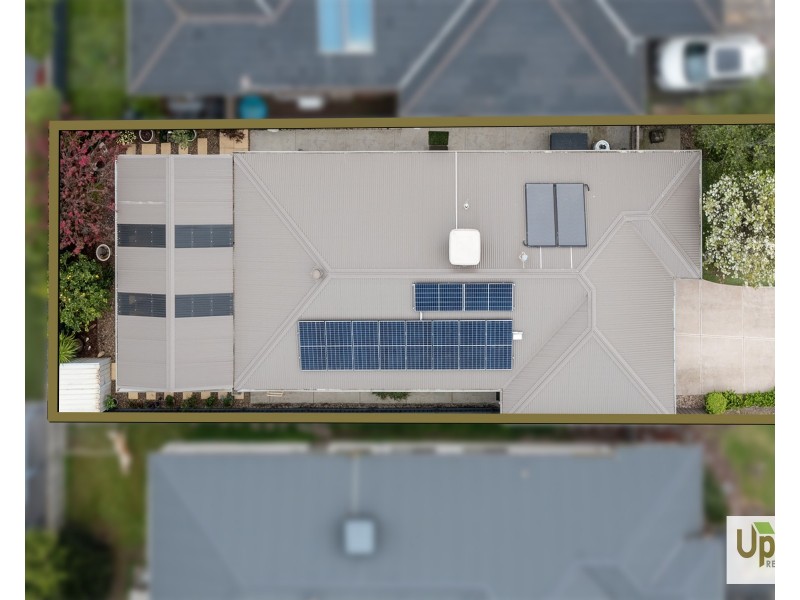 25 Serene Way, Clyde North VIC 3978